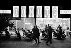 VN Blvd.-062-4A <strong>'Coffee & Donuts'</strong>